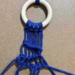 Double half hitch knot not completed correctly.