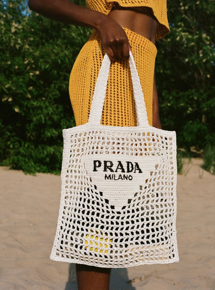 I am curious to own a PRADA bag – Bárbara Cea's Journey